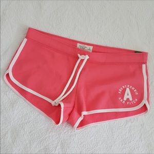 A super hot pair of Shorts!!❤️